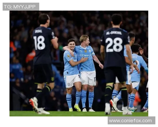 英超激战:那不勒斯与多特蒙德1比1平局引发转会热议与全场沸腾 英超激战:那不勒斯与多特蒙德1比1平局引发转会热议与全场沸腾