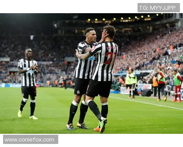 英超激战：里昂大胜尤文图斯乌龙球引发争议与热议