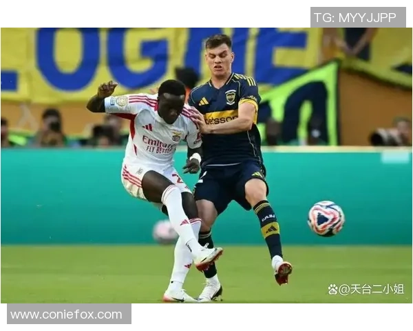 中超激战皇马与本菲卡战平帽子戏法引发争议判罚引热议