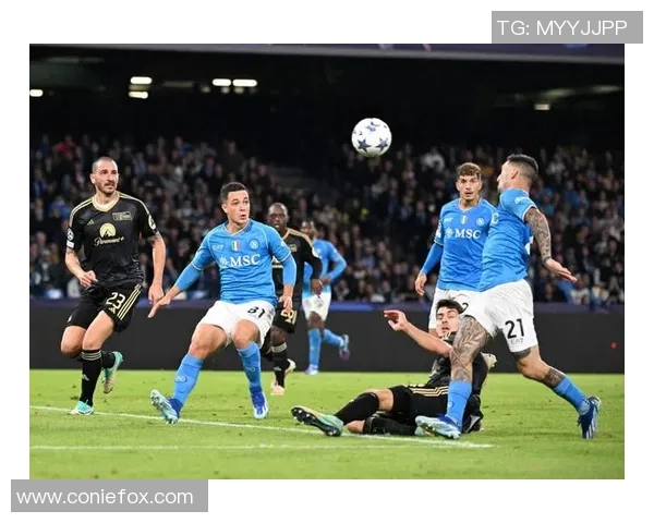 英超激战：那不勒斯与尤文图斯战成平局赛后分析引发热议