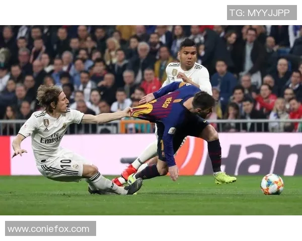 意甲激战：马竞狂胜皇马五球大捷乌龙球成全场焦点解析