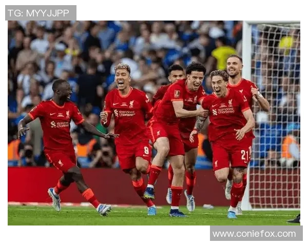 足总杯激战尤文图斯险胜阿森纳红牌事件引发全场热议与数据分析