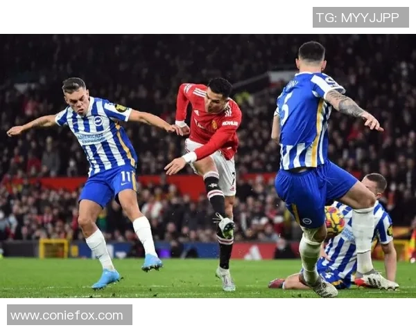 那不勒斯狂胜切尔西4-0足总杯爆冷瞬间引发全场沸腾