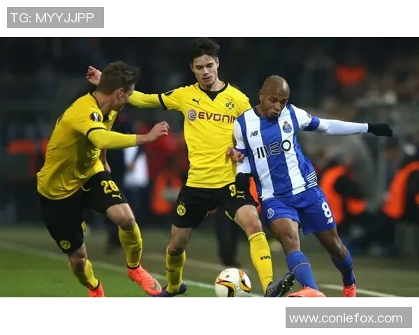 多特蒙德逆转波尔图绝杀时刻震撼全场赛后深度解析 多特蒙德逆转波尔图绝杀时刻震撼全场赛后深度解析