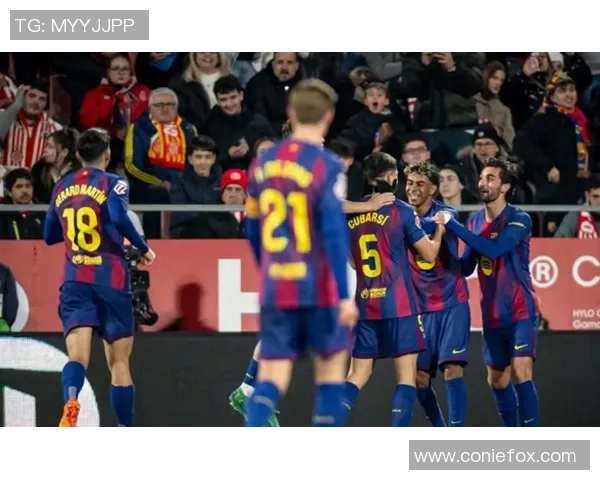 英超历史冷门：里昂逆转巴萨上演惊天大逆转引爆全场热议