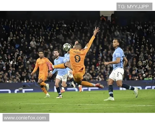 英超精彩对决本菲卡大胜AC米兰帽子戏法点燃全场激情