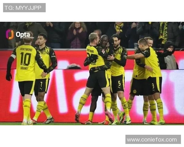 多特蒙德狂胜里昂5-1帽子戏法点燃欧联杯激情瞬间集锦